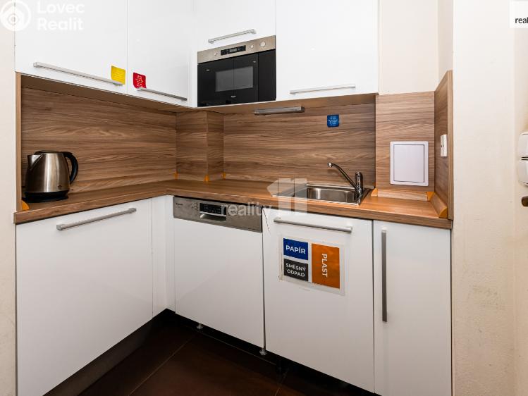 Pronájem kanceláře Praha 4, Na dolinách č. 16