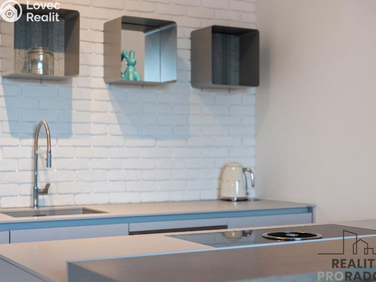 Rent apartment 2+KK Praha, Sanderova 1618/6 č. 5