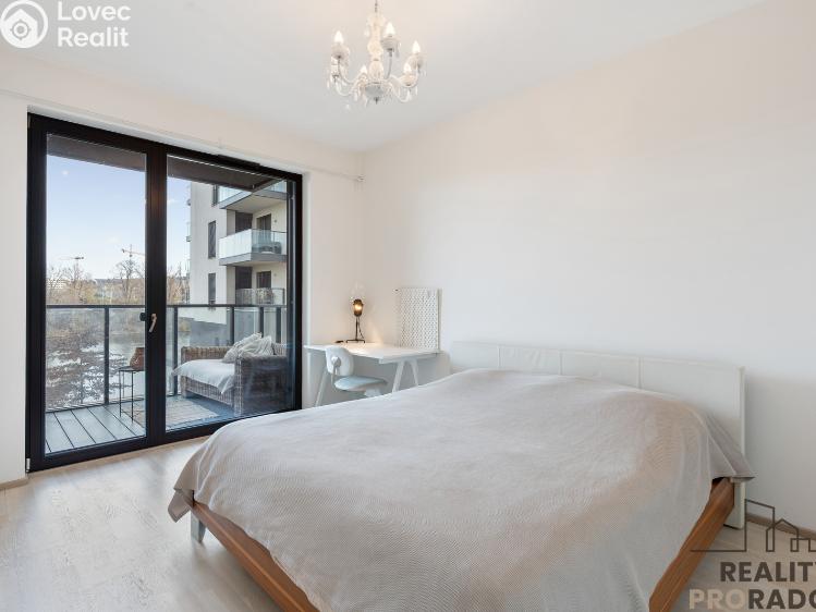 Rent apartment 2+KK Praha, Sanderova 1618/6 č. 6