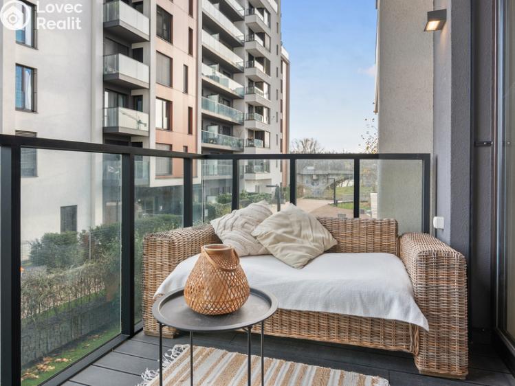 Rent apartment 2+KK Praha, Sanderova 1618/6 č. 8