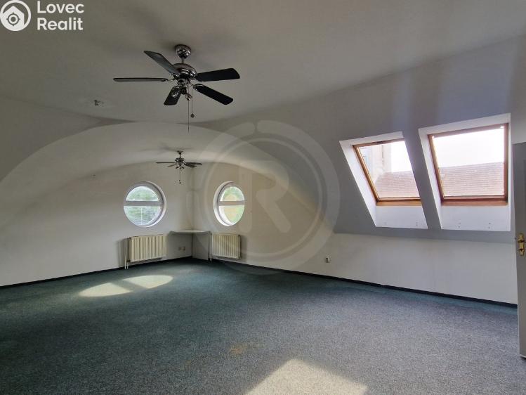 Pronájem bytu 3+1 České Budějovice, Lidická tř. 56/31a č. 3