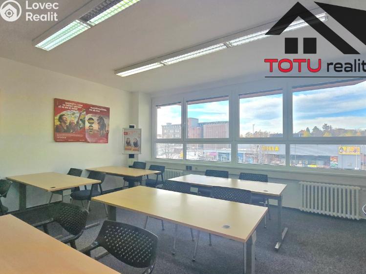 Pronájem kanceláře Chrudim, Palackého třída č. 2