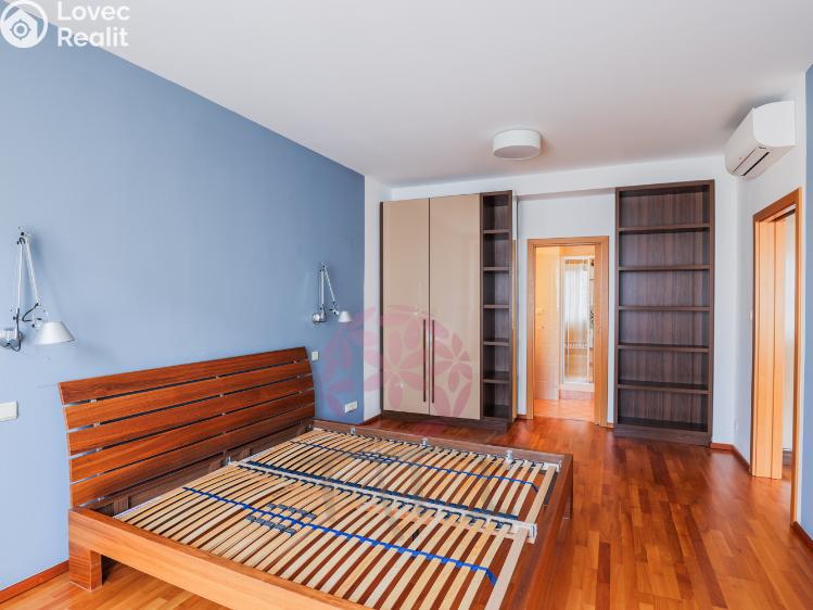 Pronájem bytu 4+KK Praha, Thámova 181/20 č. 3