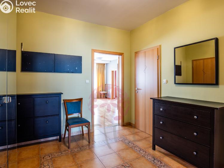 Pronájem bytu 4+KK Praha, Thámova 181/20 č. 9