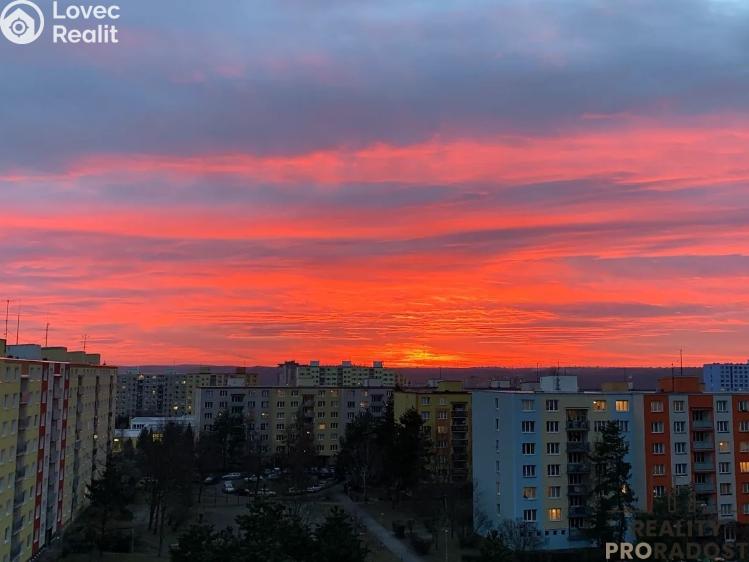Pronájem bytu 3+1 Praha, Zárubova č. 24