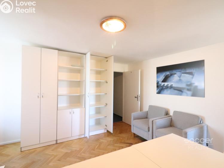 Pronájem kanceláře Praha, Na Zátorce č. 5