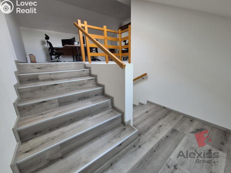 Pronájem atypického bytu Praha, Sinkulova 354/83 č. 11