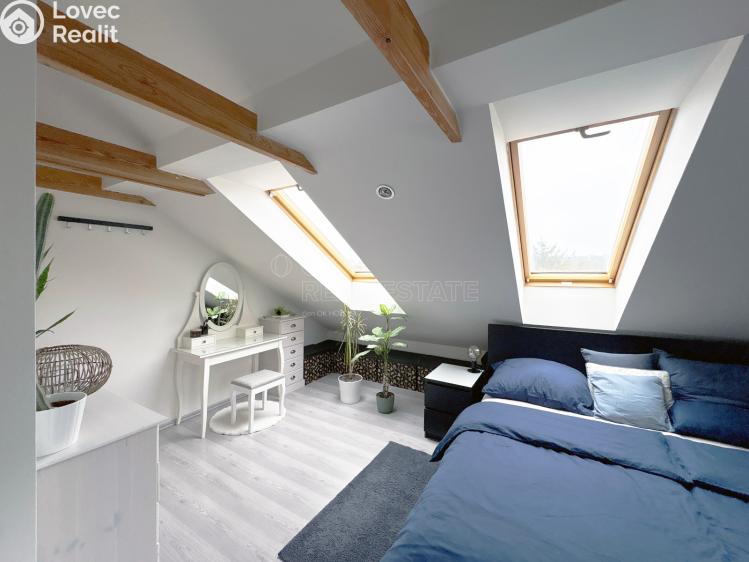 Prodej bytu 3+1 Jevany, Bohumil č. 13