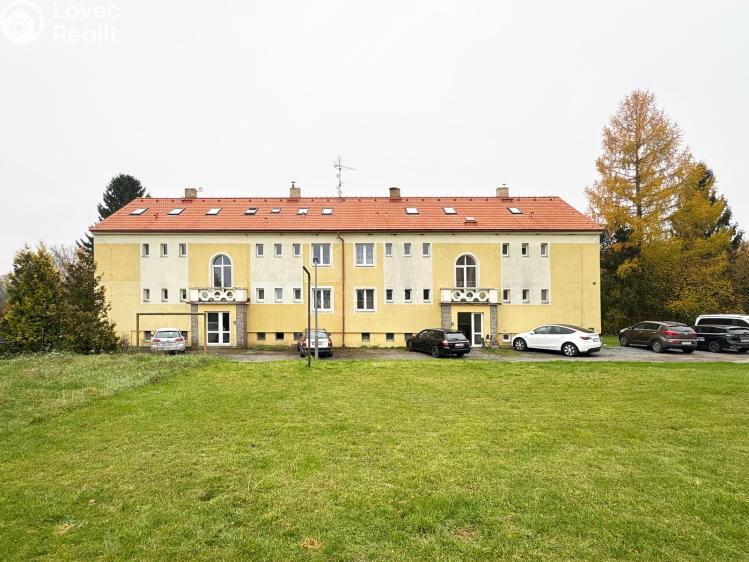 Prodej bytu 3+1 Jevany, Bohumil č. 26