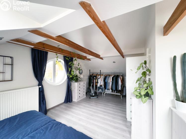 Prodej bytu 3+1 Jevany, Bohumil č. 12