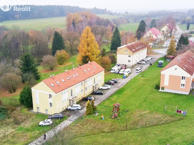 Prodej bytu 3+1 Jevany, Bohumil č. 25