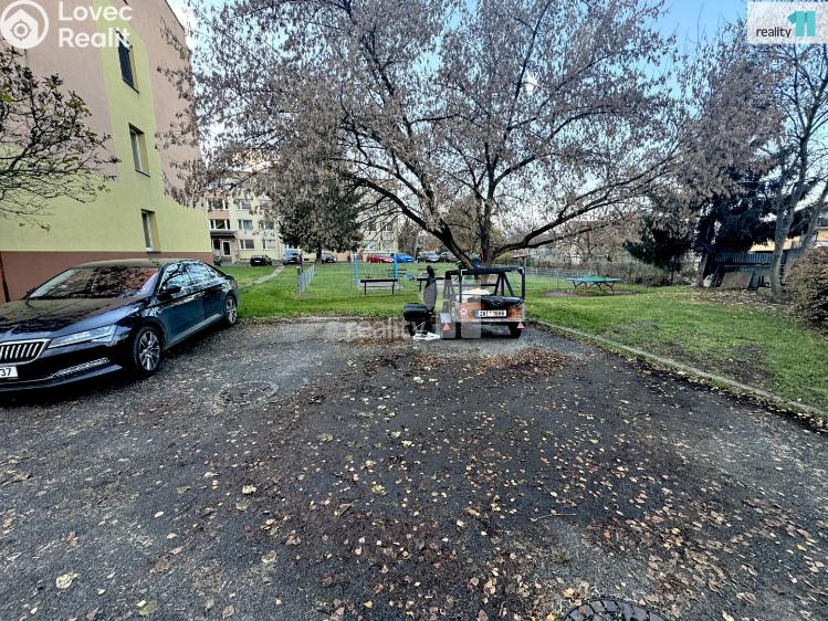 Pronájem bytu 2+KK Praha 12, K Vystrkovu č. 16