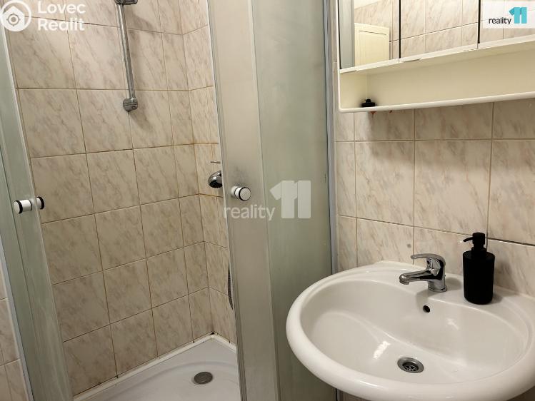 Pronájem bytu 2+KK Praha 12, K Vystrkovu č. 64