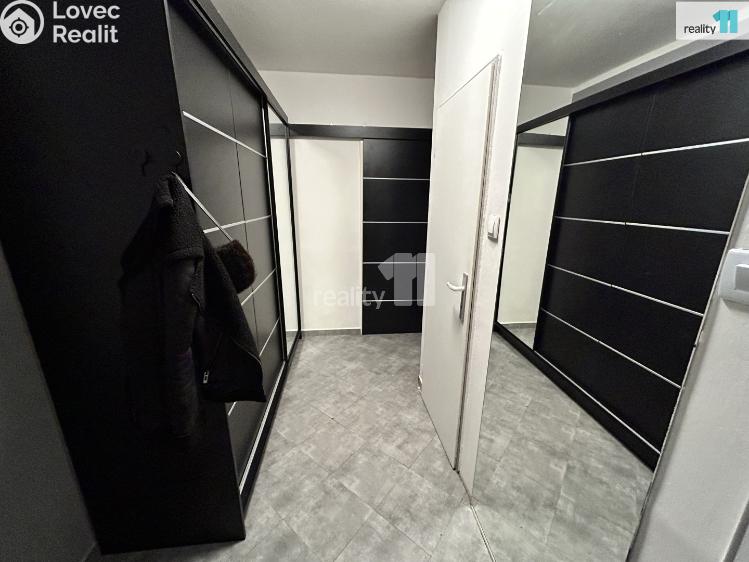 Pronájem bytu 2+KK Praha 12, K Vystrkovu č. 76