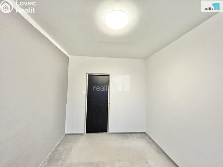 Pronájem bytu 2+KK Praha 12, K Vystrkovu č. 52