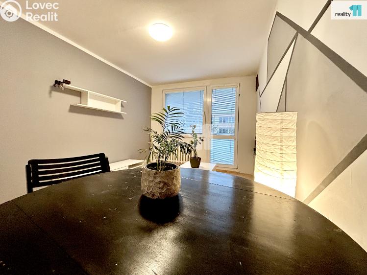 Pronájem bytu 2+KK Praha 12, K Vystrkovu č. 67