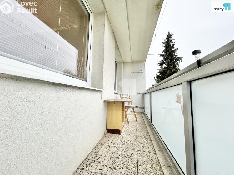 Pronájem bytu 2+KK Praha 12, K Vystrkovu č. 77