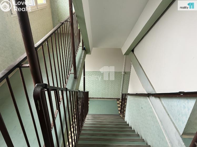 Pronájem bytu 2+KK Praha 12, K Vystrkovu č. 86