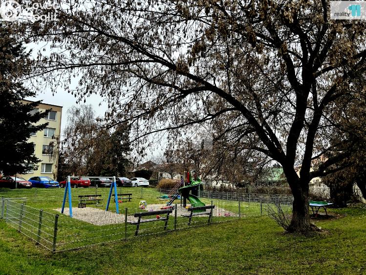 Pronájem bytu 2+KK Praha 12, K Vystrkovu č. 106