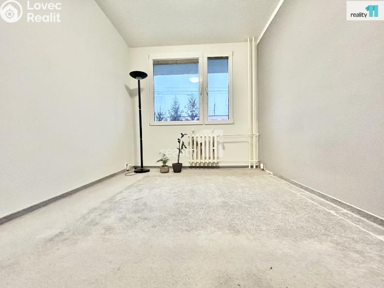 Pronájem bytu 2+KK Praha 12, K Vystrkovu č. 18