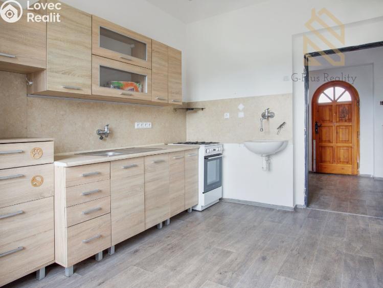 Prodej rodinného domu Libochovany č. 8