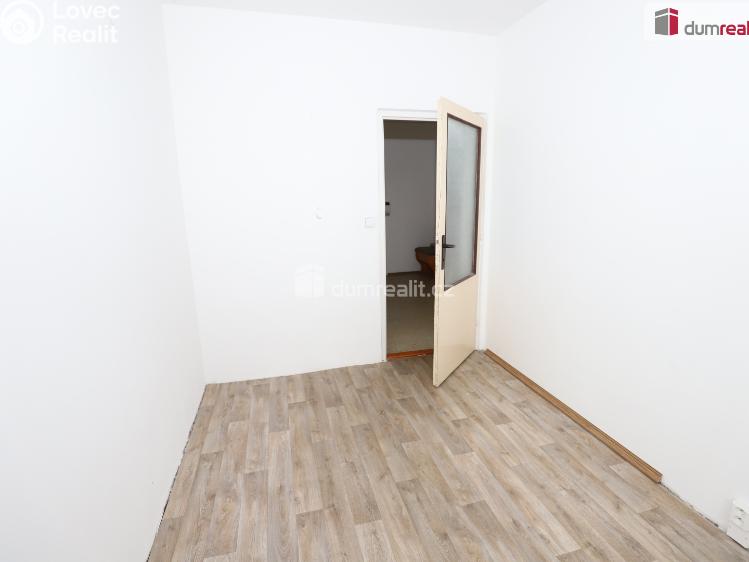 Pronájem bytu 3+1 Cheb, Lesní č. 7