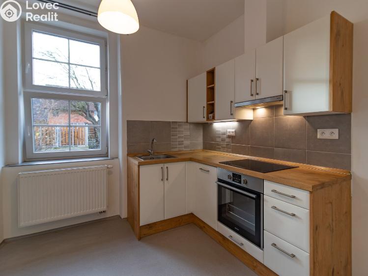 Pronájem bytu 1+KK Sušice, Hrádecká 493 č. 5