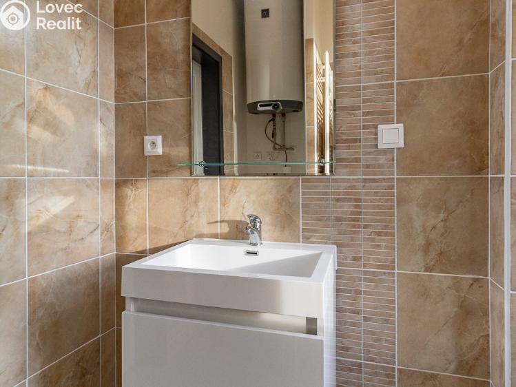 Pronájem bytu 1+KK Sušice, Hrádecká 493 č. 7