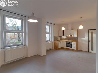 Pronájem bytu 1+KK Sušice, Hrádecká 493 č. 4