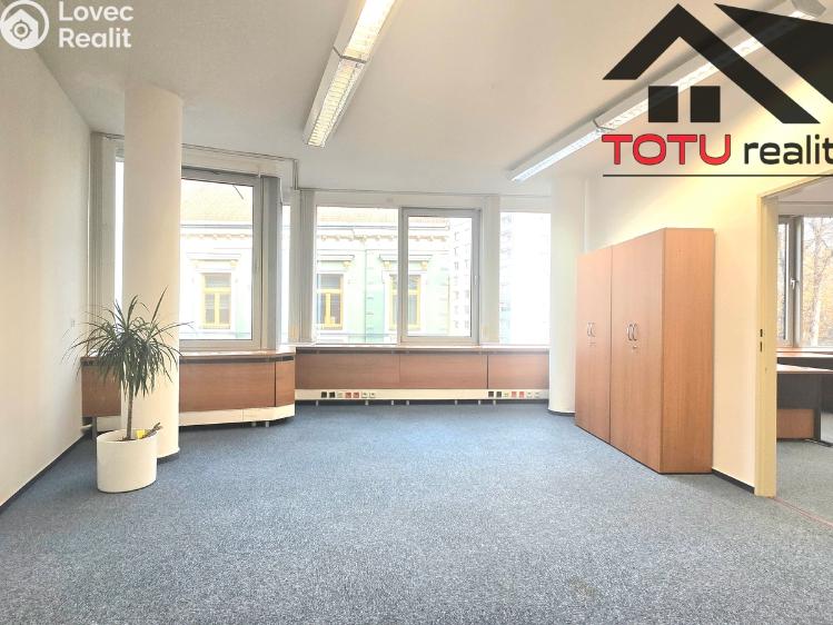 Pronájem kanceláře Chrudim, Palackého třída č. 4