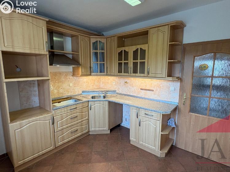 Продажа квартиры 3+1 Sušice, Kaštanová 1257 č. 12