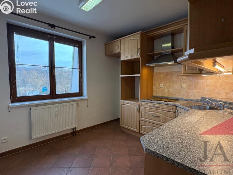 Prodej bytu 3+1 Sušice, Kaštanová 1257 č. 11