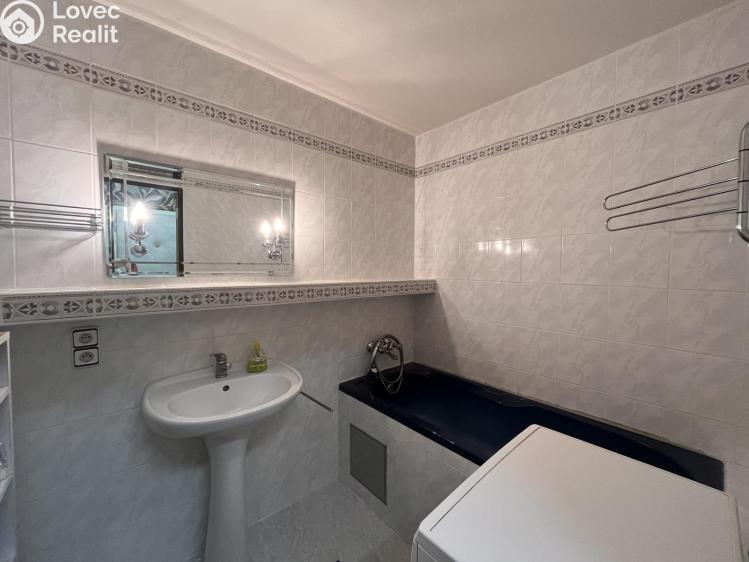 Pronájem bytu 3+KK Praha, Nechvílova č. 9