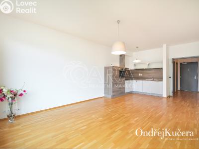 Pronájem bytu 2+KK Praha, Korunní č. 4