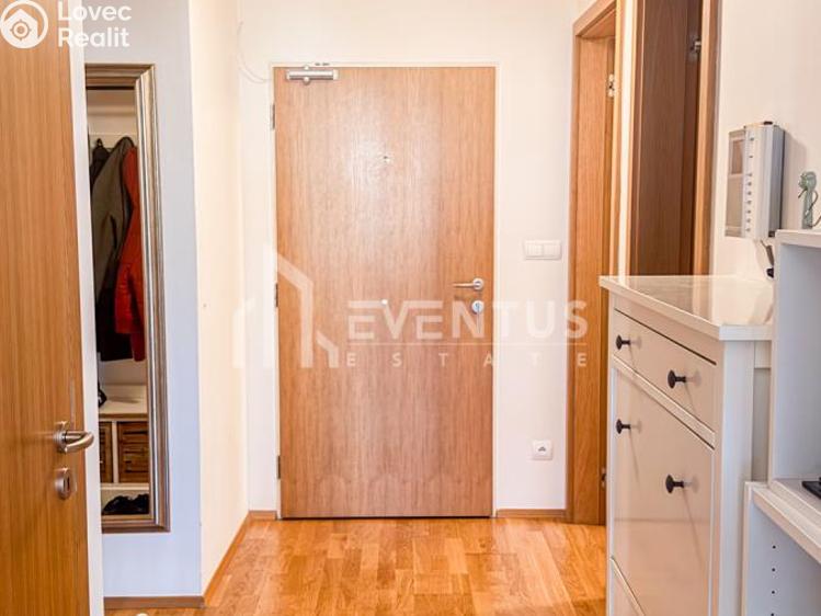 Pronájem bytu 3+KK Praha, Ke kapslovně 2855/3 č. 15