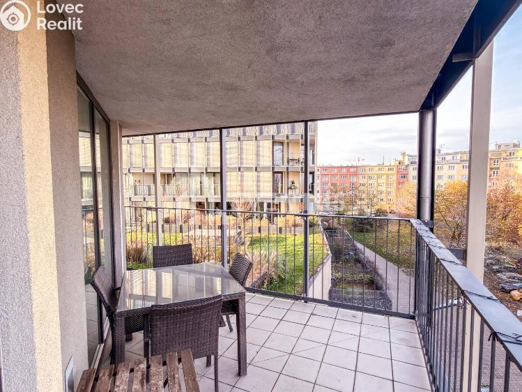 Pronájem bytu 3+KK Praha, Ke kapslovně 2855/3 č. 19