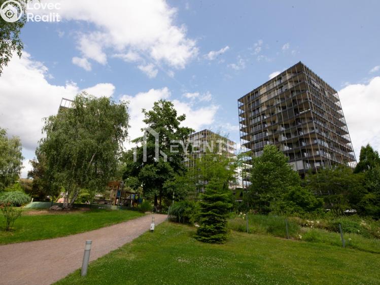 Pronájem bytu 3+KK Praha, Ke kapslovně 2855/3 č. 25