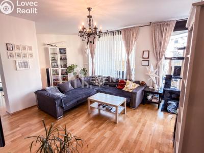 Pronájem bytu 3+KK Praha, Ke kapslovně č. 6