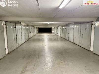 Prodej garáže Praha 13, Bašteckého č. 3