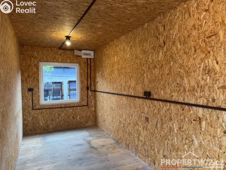 Pronájem skladového prostoru Praha, K Žižkovu 809/7 č. 1