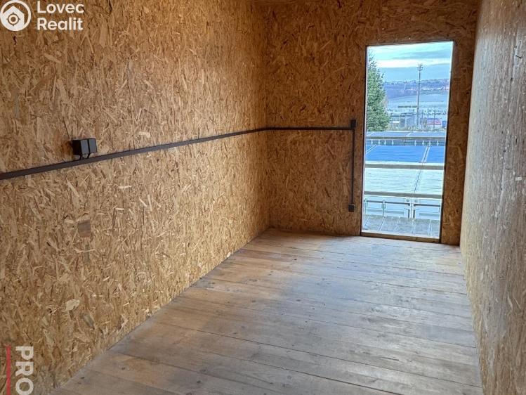 Pronájem skladového prostoru Praha, K Žižkovu 809/7 č. 6