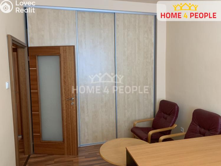 Pronájem kanceláře Benešov, Erbenova č. 2