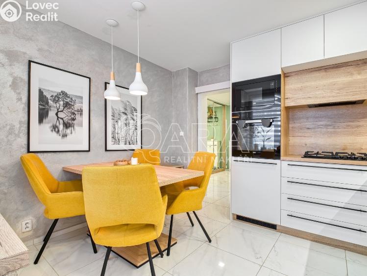 Prodej bytu 3+1 Ostrava, Antonína Poledníka 5/3 č. 1