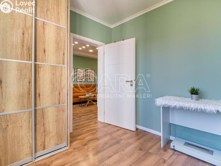 Prodej bytu 3+1 Ostrava, Antonína Poledníka 5/3 č. 25