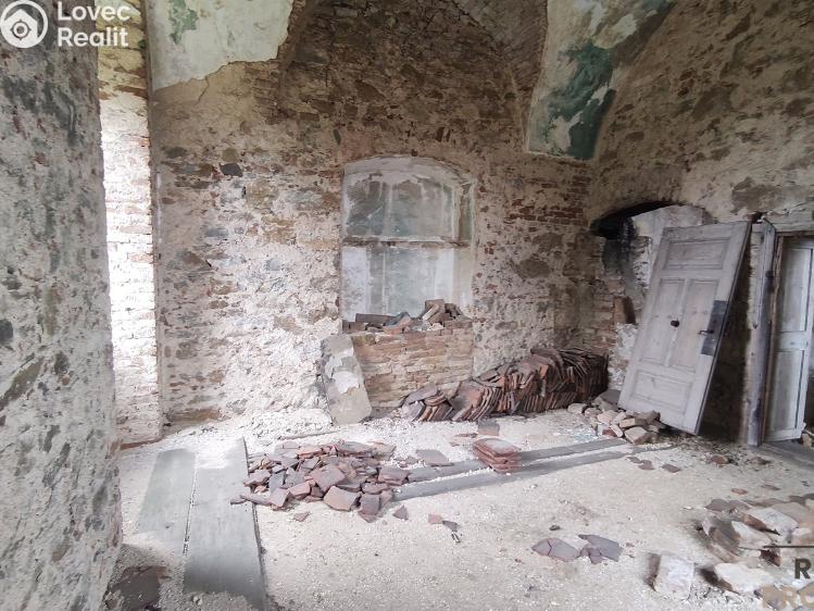 Prodej památky Vratěnín č. 12