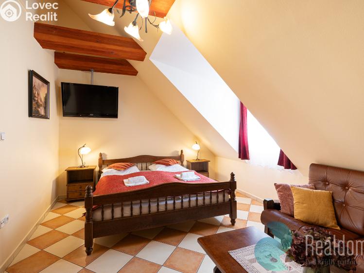 Prodej ubytovacího zařízení Třeboň, Rožmberská 65 č. 9