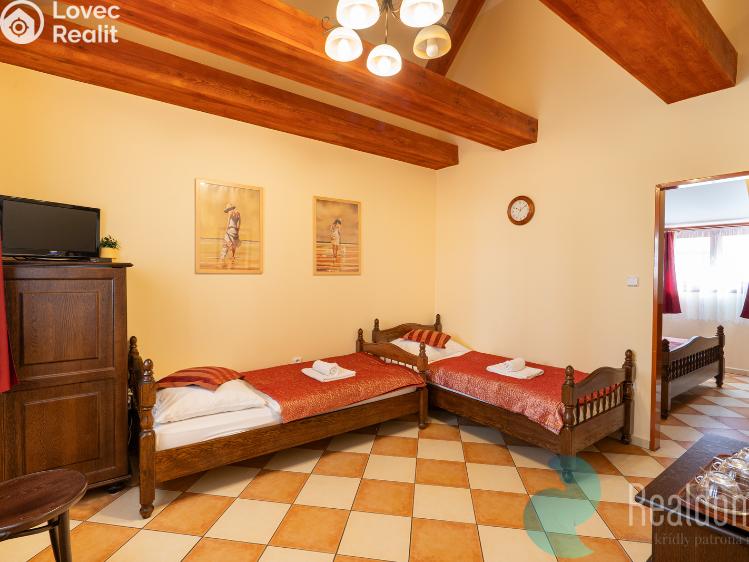 Prodej ubytovacího zařízení Třeboň, Rožmberská 65 č. 16