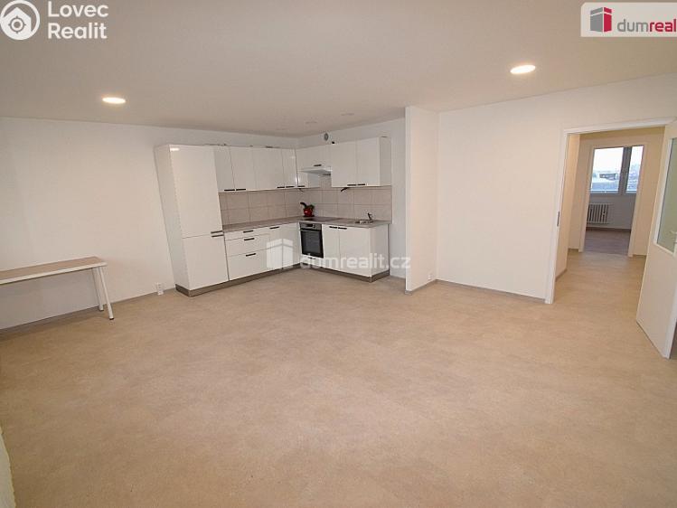 Pronájem bytu 3+KK Praha 4, Novodvorská č. 1