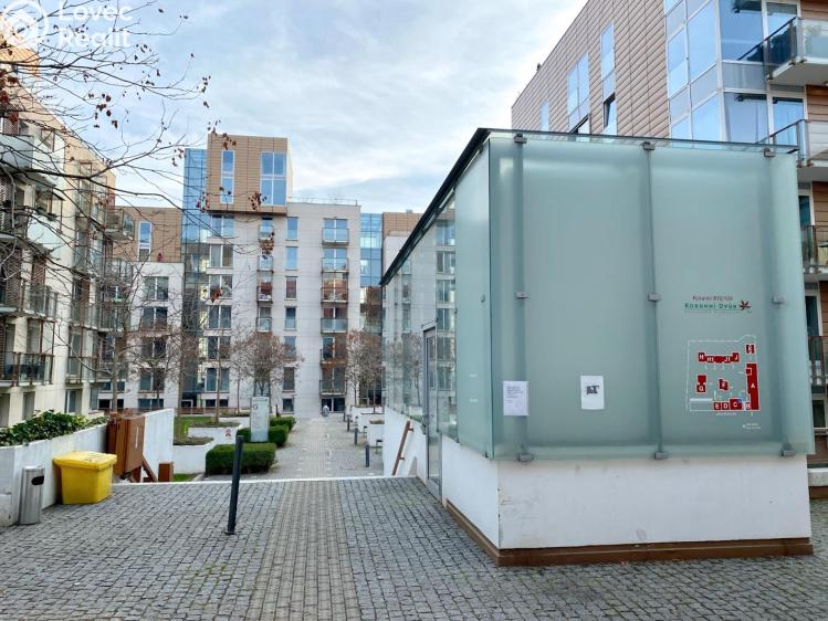 Pronájem bytu 1+KK Praha, Korunní č. 8