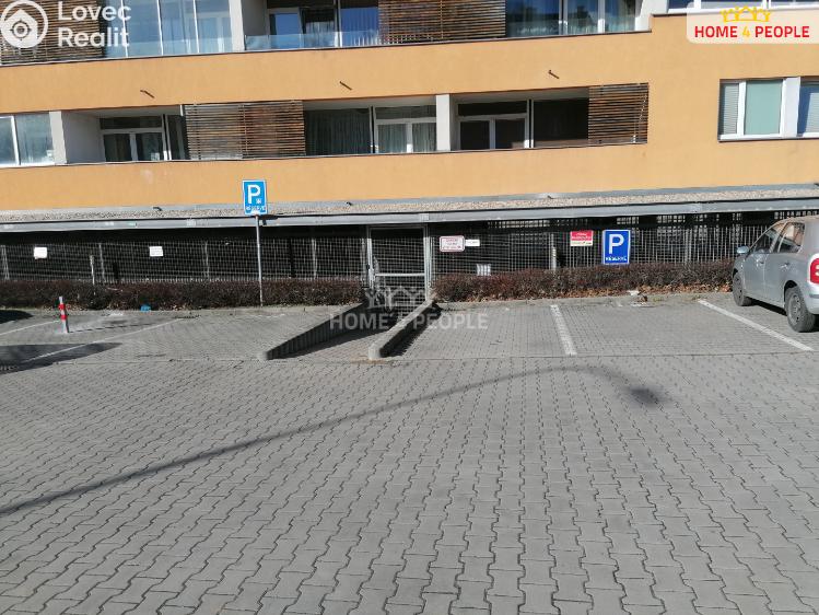 Prodej garáže Praha 9, Skloněná č. 1